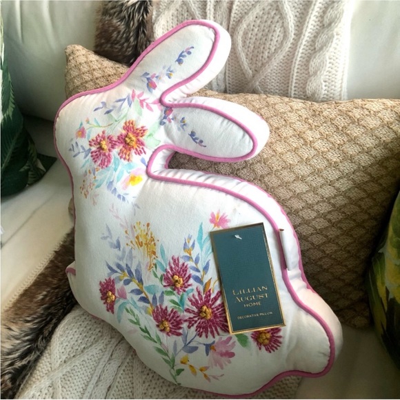NWT! Easter Bunny 🐇Embroidery Spring Flowers Pillow - Picture 2 of 7